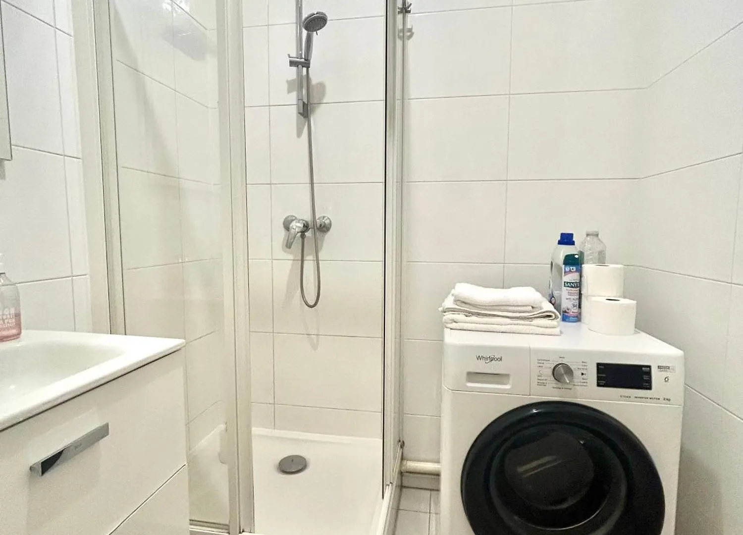 Apartment Superbe Appartement Design Canal Saint Martin Paris France