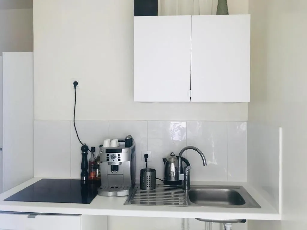 Superbe Appartement Design Canal Saint Martin Paris